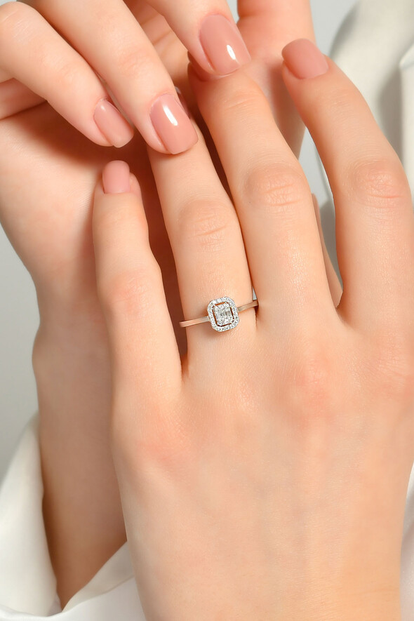 0.20 Karat Pırlanta Baget Yüzük - 2